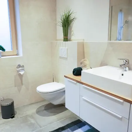 Ladner Apartmán *